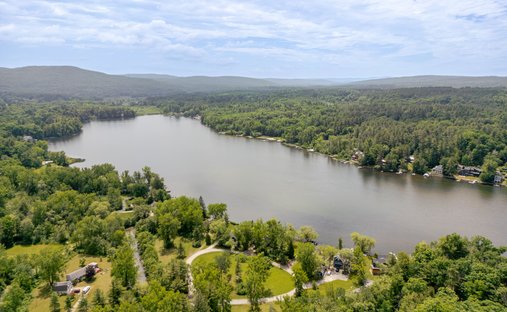 House in Great Barrington, Massachusetts, United States 1