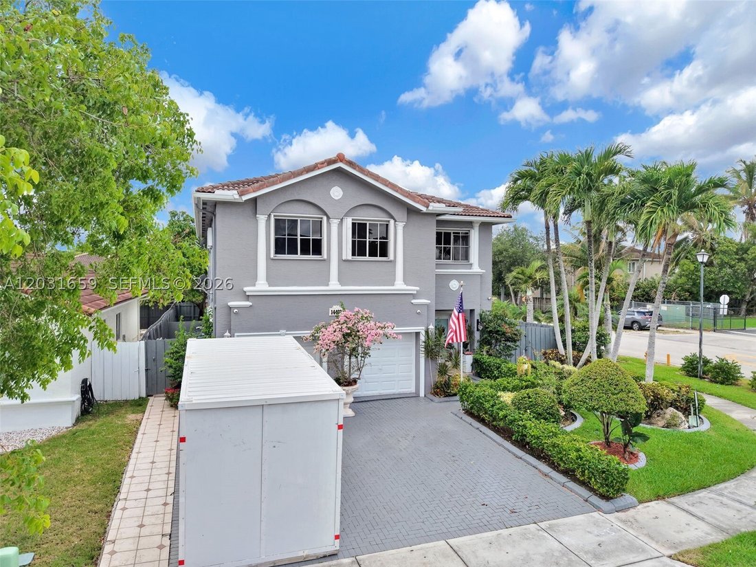 House in Miami, Florida, United States 1 - 18188865