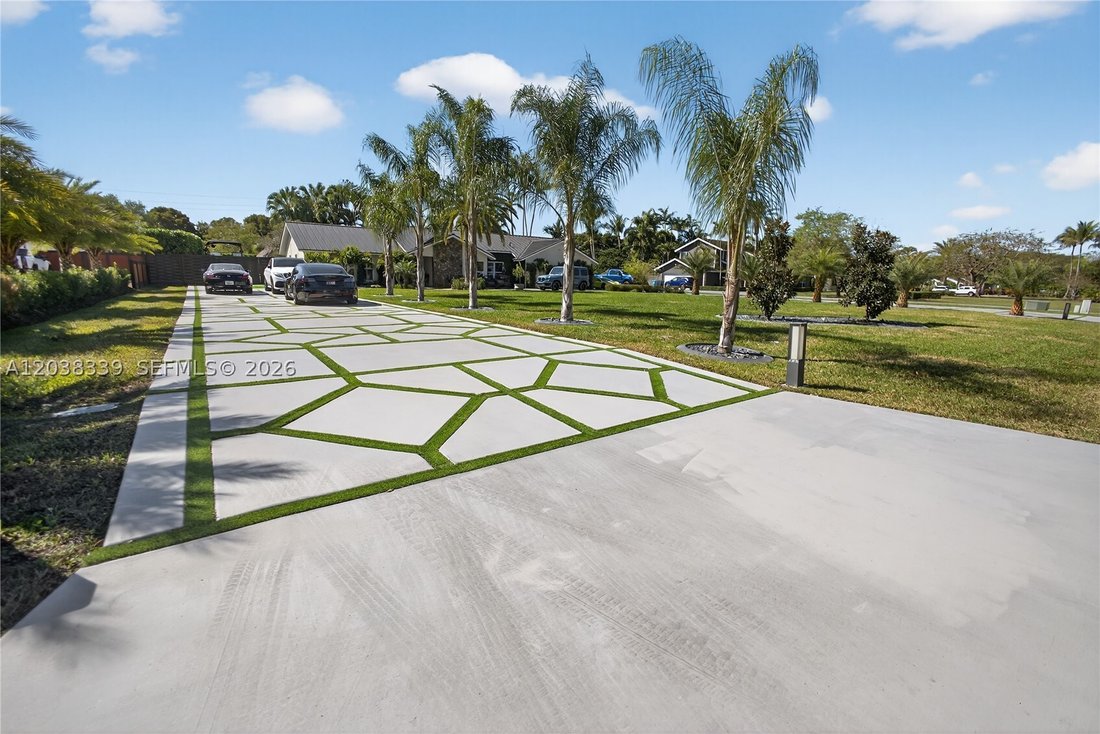House in Miami, Florida, United States 2 - 18193489