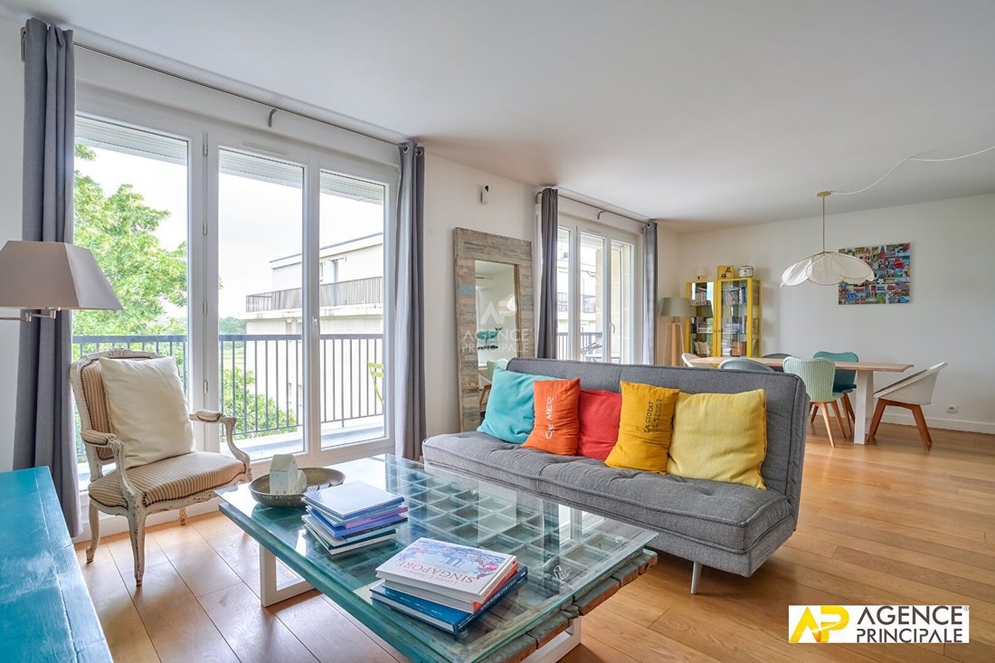 Apartment in Napoleon, Maisons-Laffitte, France 3 - 18192457