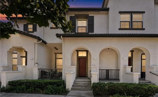 Townhouse in Fullerton, California, United States 1