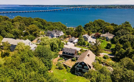 House in South Kingstown, Rhode Island, United States 1