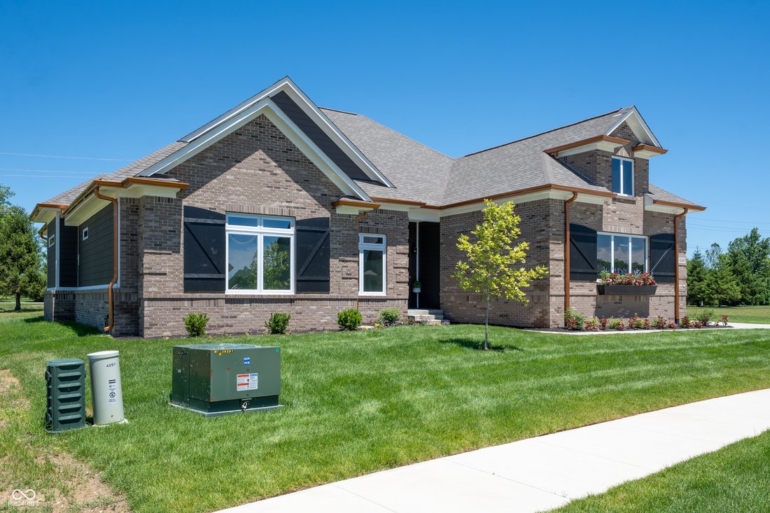 House in Zionsville, Indiana, United States 3 - 18177568