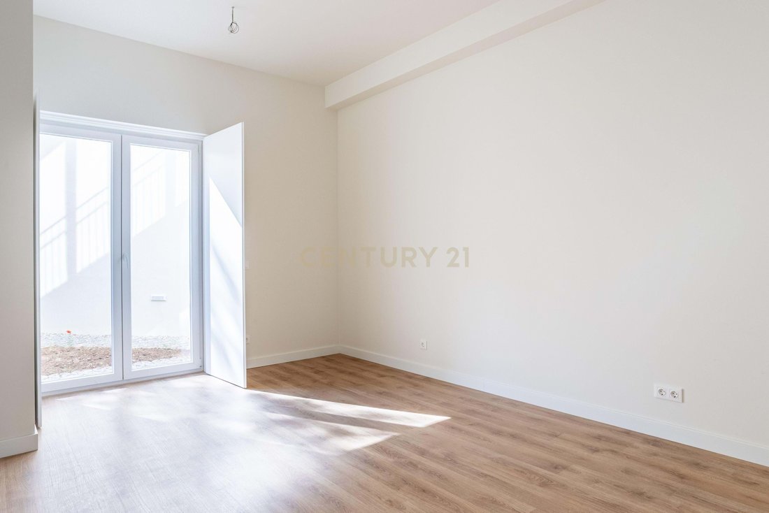 Apartment in Campolide, Lisbon, Portugal 2 - 18189805