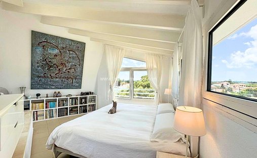 Chalet in es Castell, Balearic Islands, Spain 1