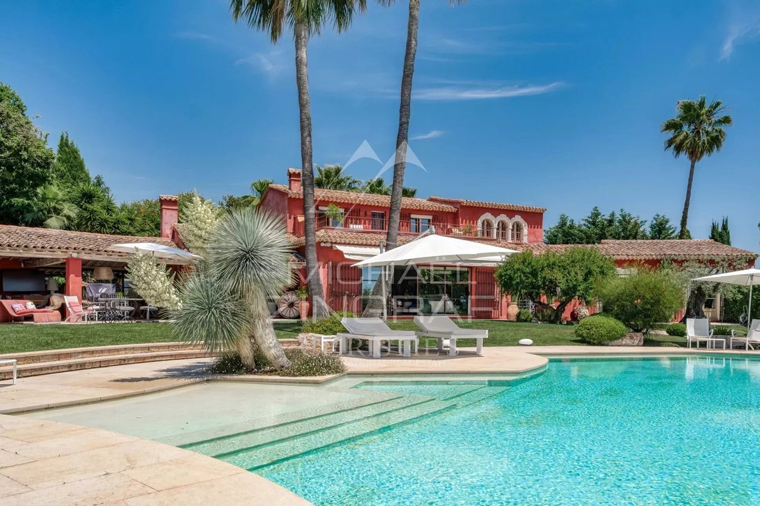 House in Mougins, Provence-Alpes-Côte d'Azur, France 3 - 18190417