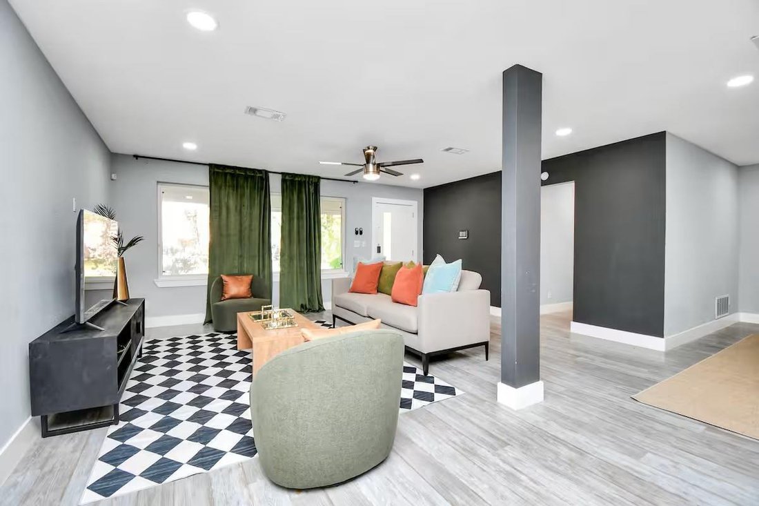 House in Houston, Texas, United States 4 - 18192433