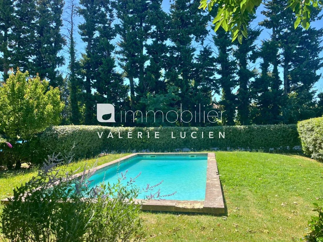 Country House in Châteaurenard, Provence-Alpes-Côte d'Azur, France 3 - 16663707