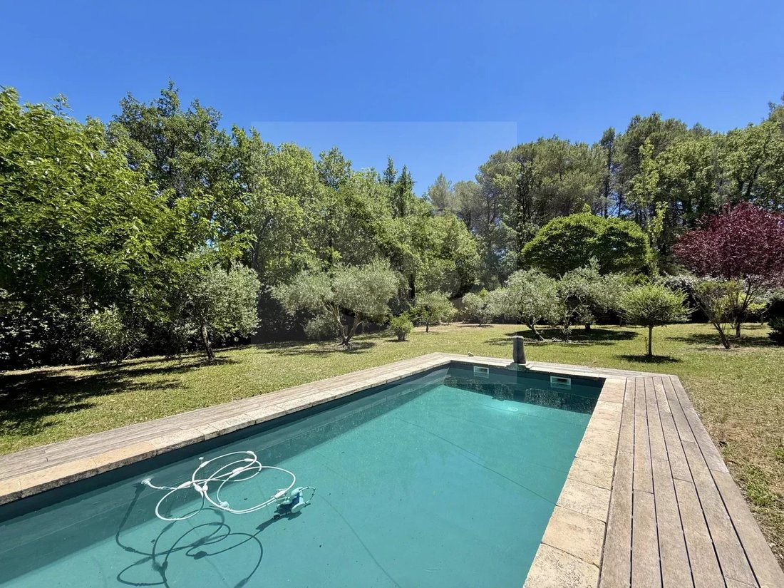 Villa in Le Puy-Sainte-Réparade, Provence-Alpes-Côte d'Azur, France 2 - 18190116
