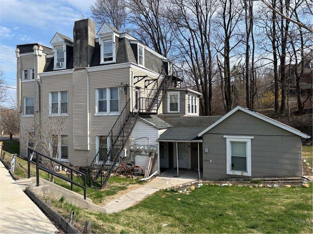 Apartment in Whitehall Twp, Pennsylvania, United States 4 - 18189738