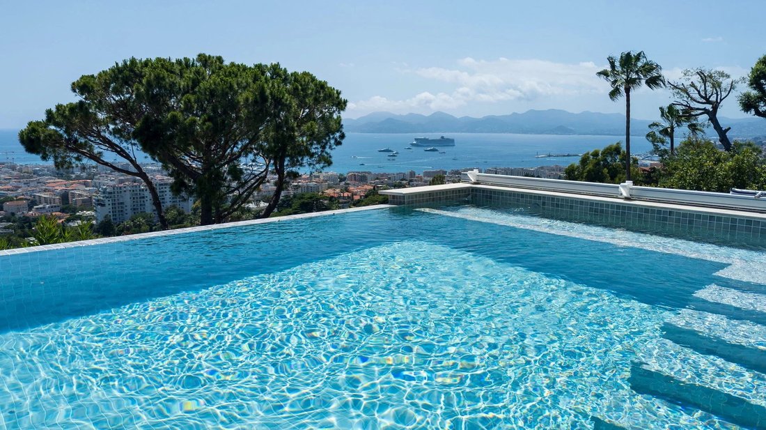 Villa in La Californie, Cannes, France 2 - 18188126