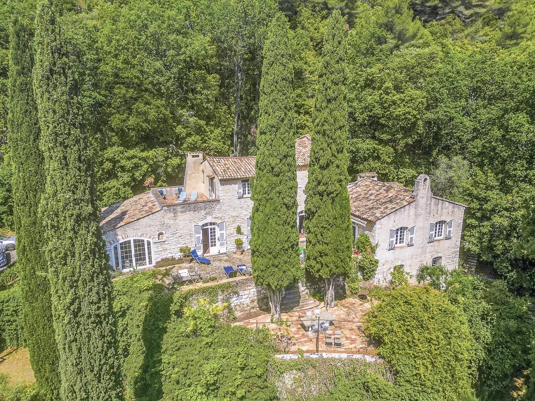 Estate in Tourrettes-sur-Loup, Provence-Alpes-Côte d'Azur, France 1 - 18190280