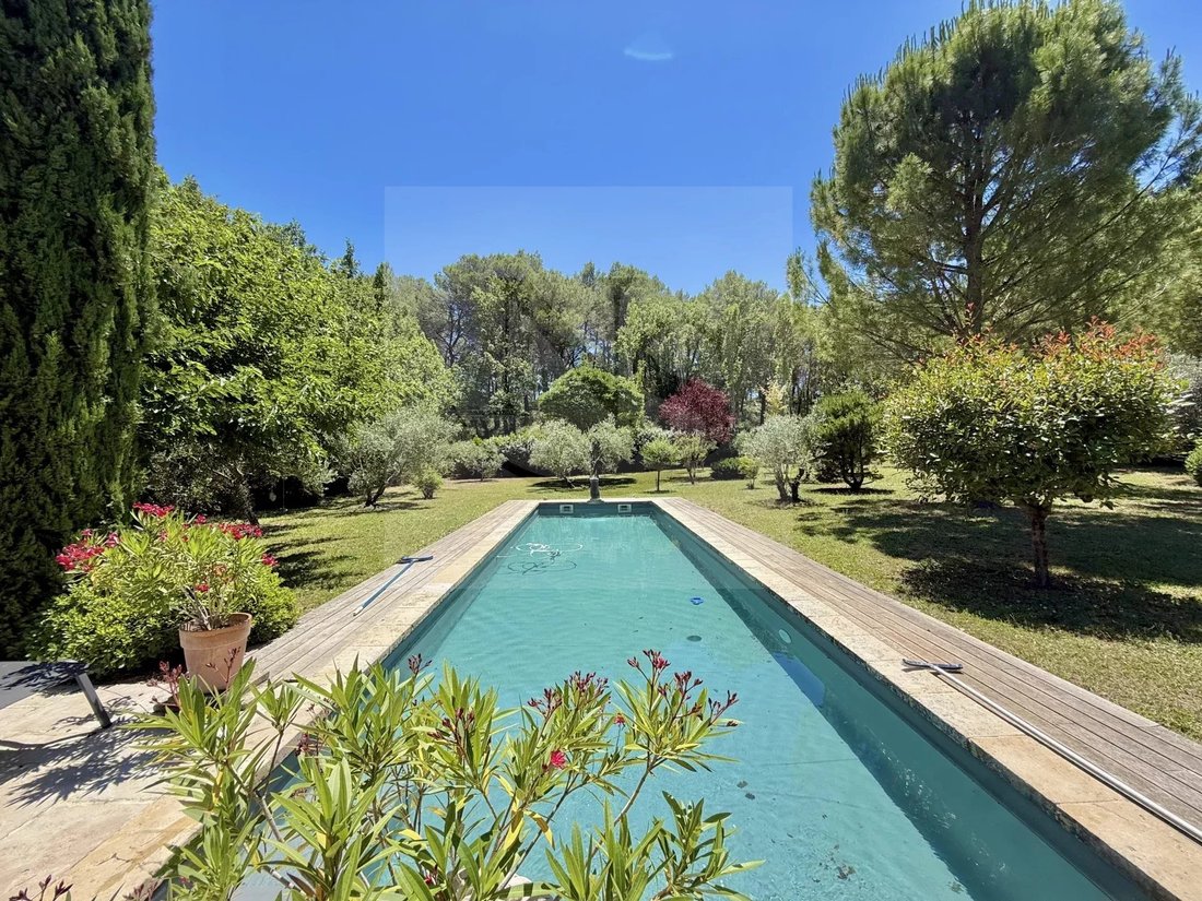 Villa in Le Puy-Sainte-Réparade, Provence-Alpes-Côte d'Azur, France 3 - 18190116