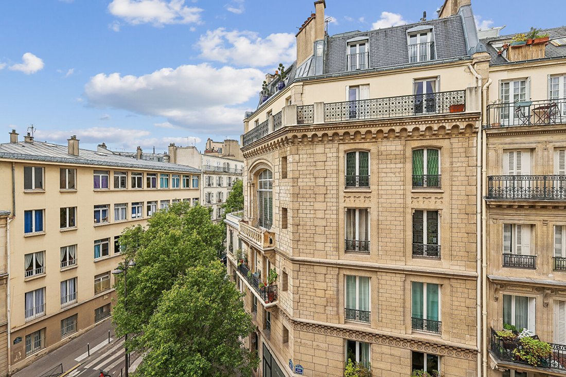 Apartment in Grange Aux Belles-Terrage, Paris 10e Arrondissement, Paris 4 - 18189422