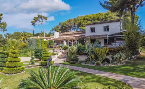 Villa en Bois Fleuri-Chevre d'Or-Saint Philippe, Biot, Francia 1