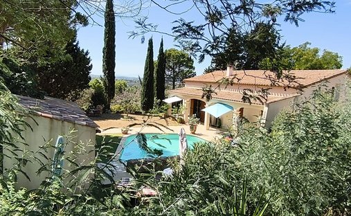 Villa in Maraussan, Occitania, France 1