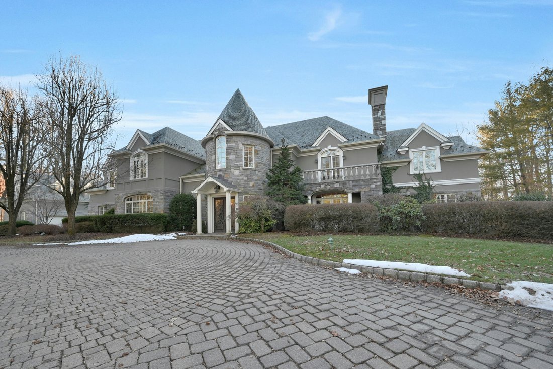 House in Saddle River, New Jersey, United States 4 - 18190214