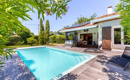 House in Cazaux, La Teste-de-Buch, France 1