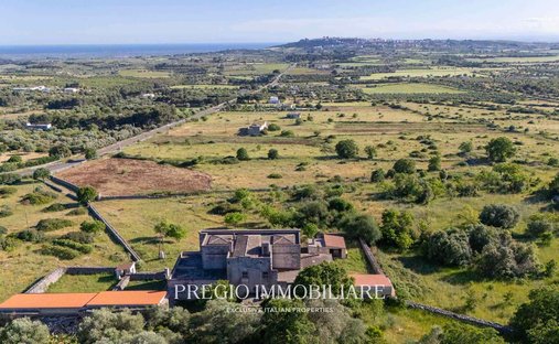 Casa de Campo en Mottola, Apulia, Italia 1