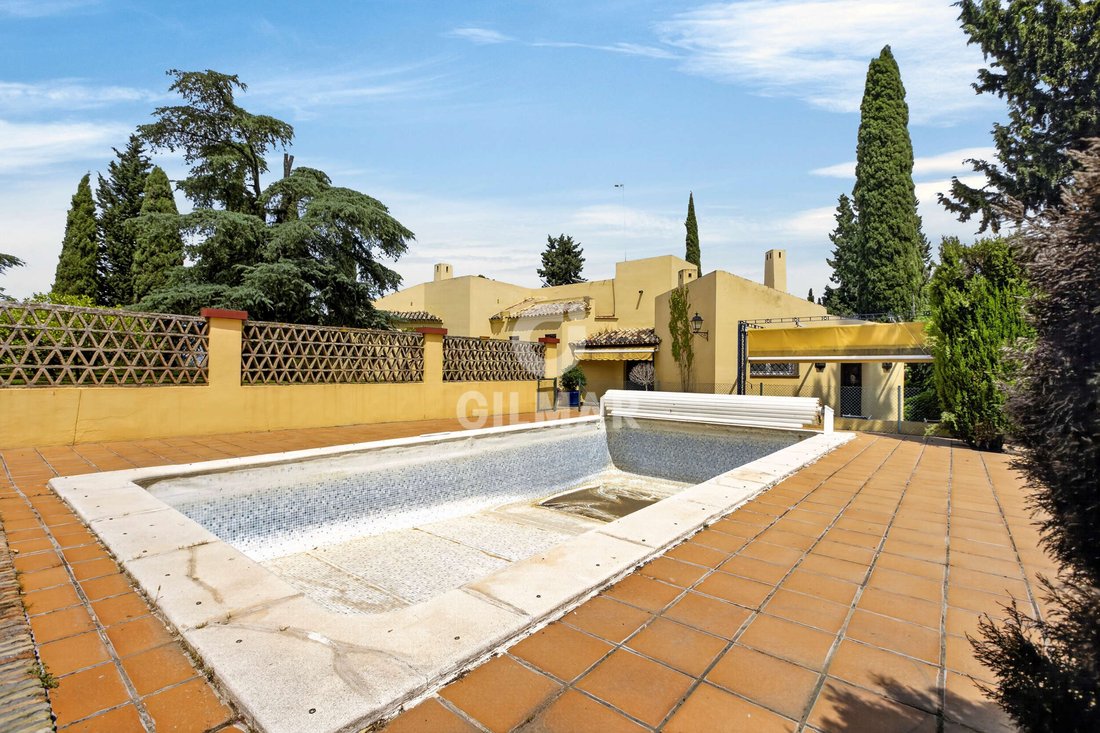 Villa in Tomares, Andalusia, Spain 3 - 18189816