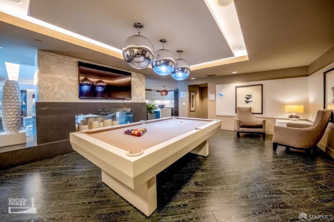 Condo in San Francisco, California, United States 5 - 18188480
