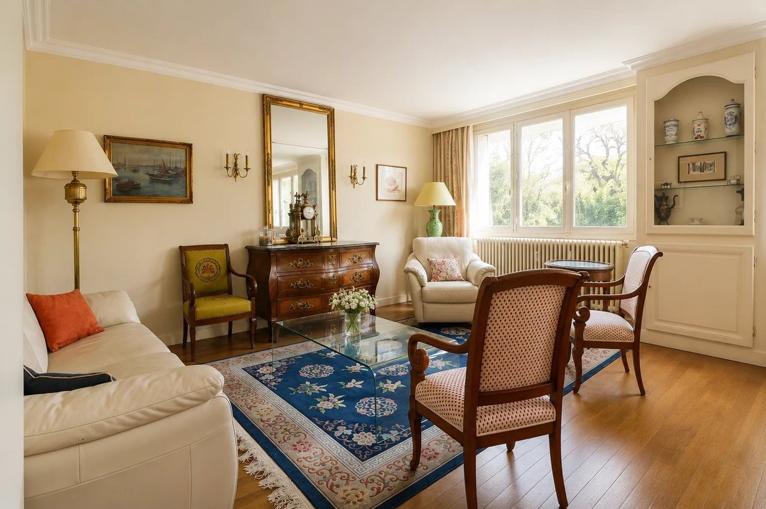 Apartment in Notre Dame, Versailles, France 3 - 17302604