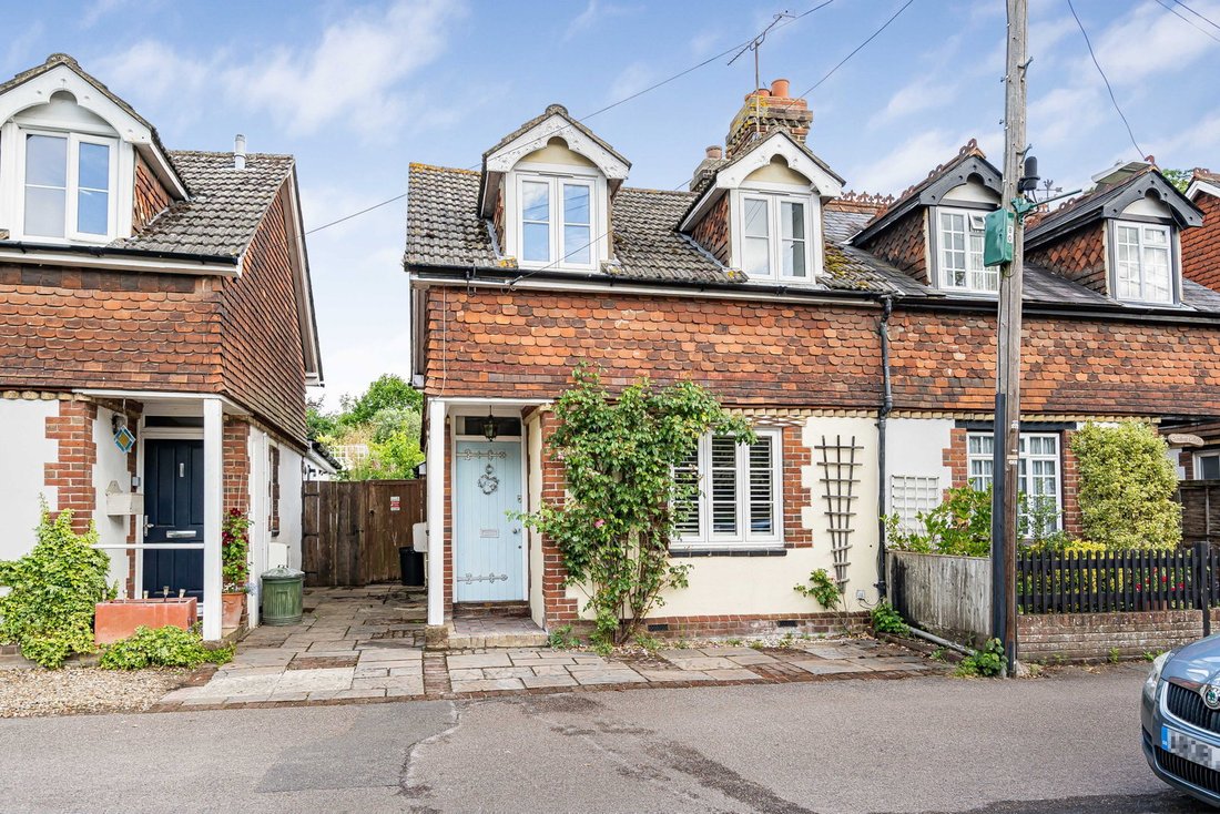 House in Westerham, England 1 - 18194019