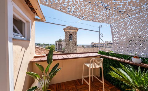 Apartment in Moulieres, Le Cannet, France 1