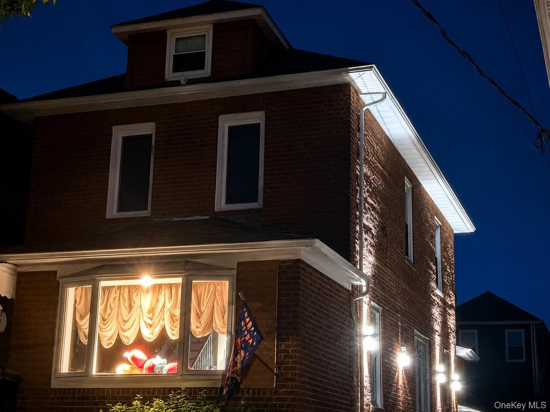 House in New York, New York, United States 3 - 18018702