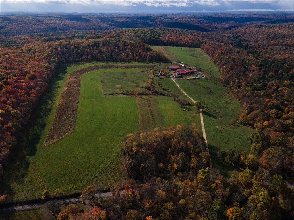 Farm Ranch in Venus, Pennsylvania, United States 1 - 18188298