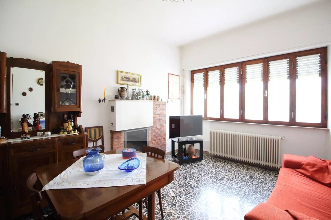 Villa in Sorbano del Giudice-Pontetetto, Lucca, Italy 3 - 18188627