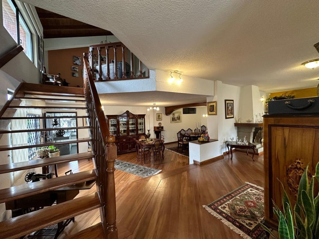 House in Quito, Pichincha, Ecuador 3 - 18190664