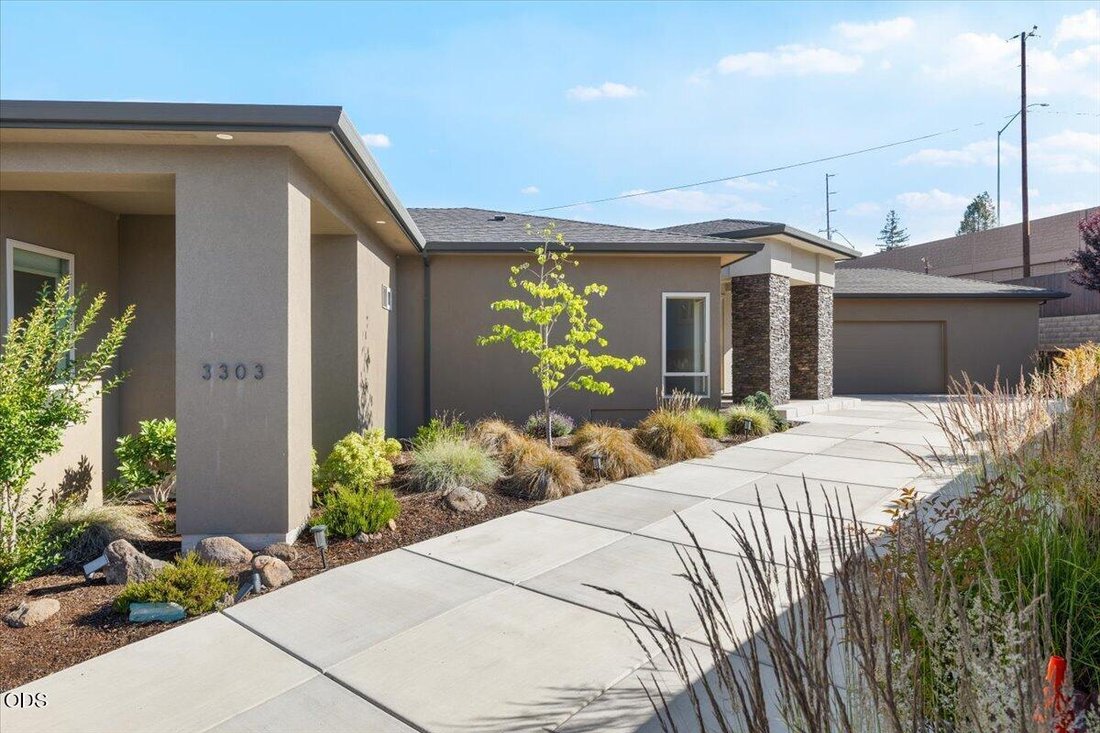 House in Medford, Oregon, United States 2 - 18193243
