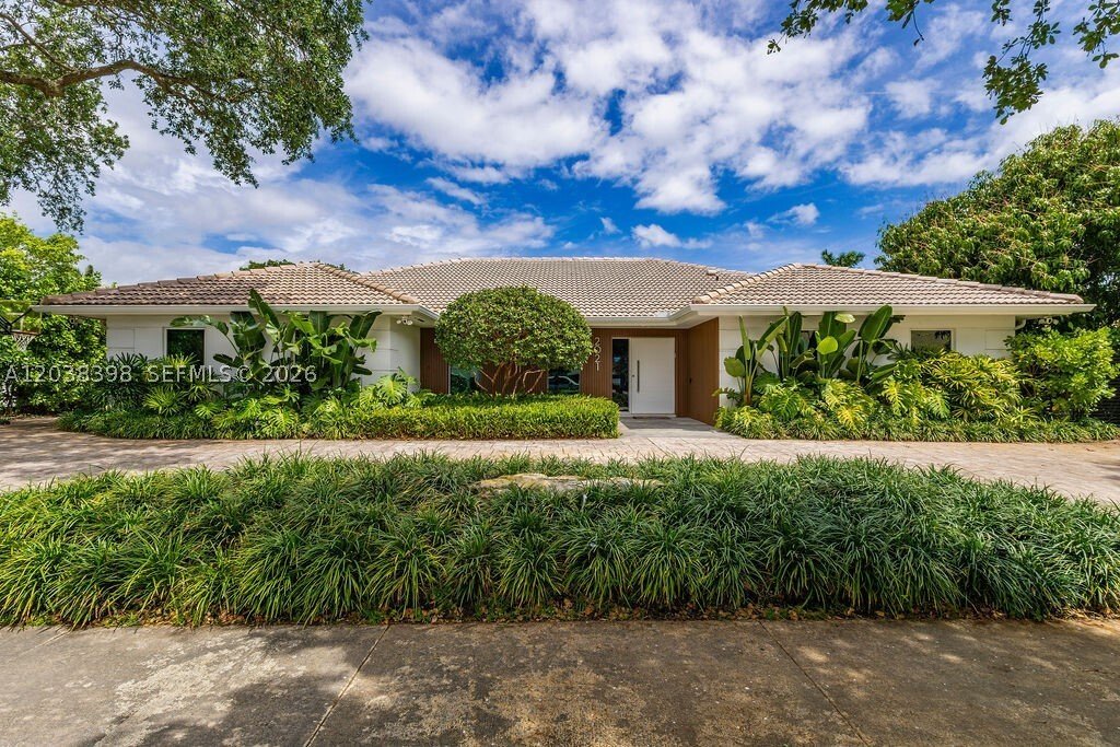 House in North Miami Beach, Florida, United States 1 - 18193525