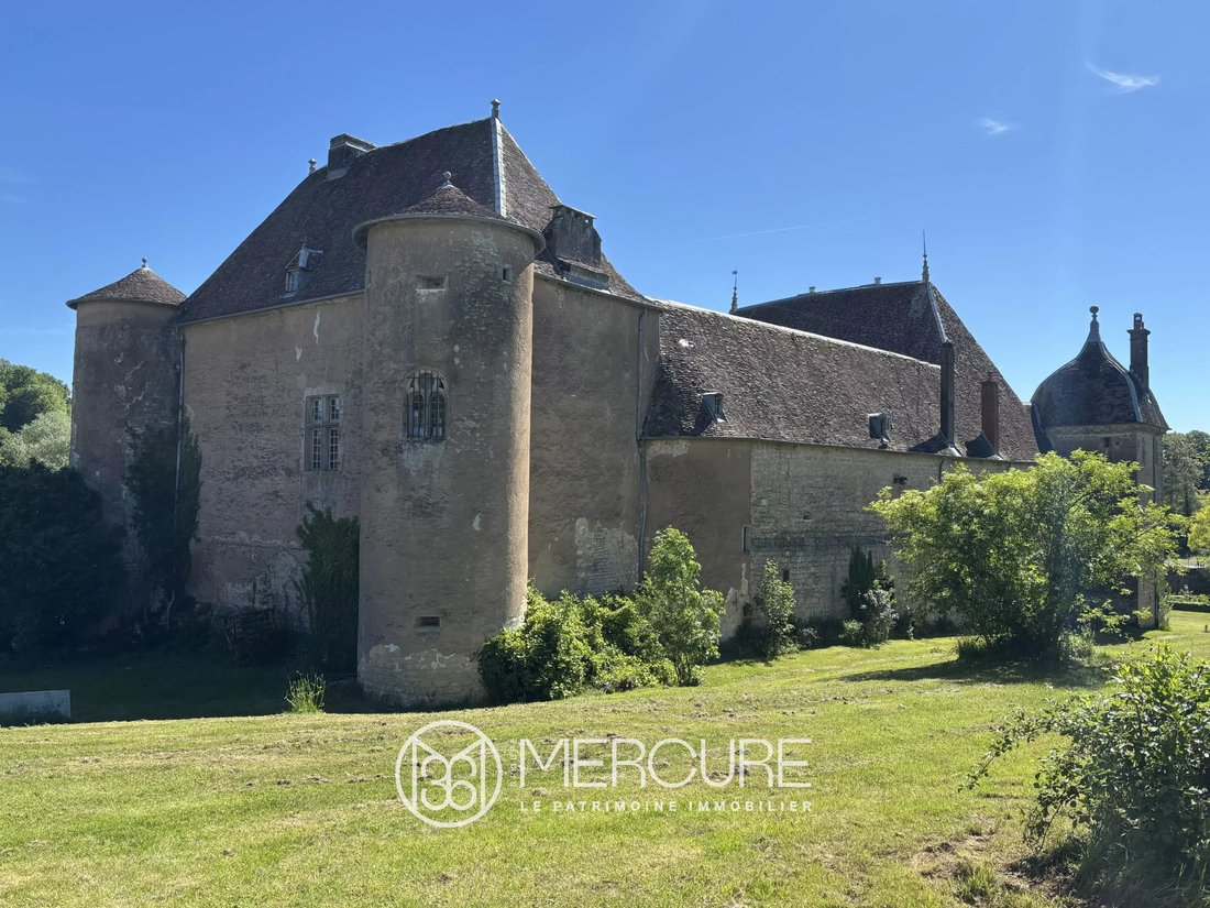 Castle in Pargny-et-Filain, Hauts-de-France, France 2 - 18190092