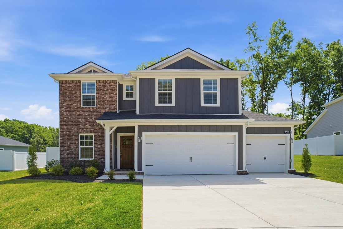 House in Bon Aqua, Tennessee, United States 1 - 17881121