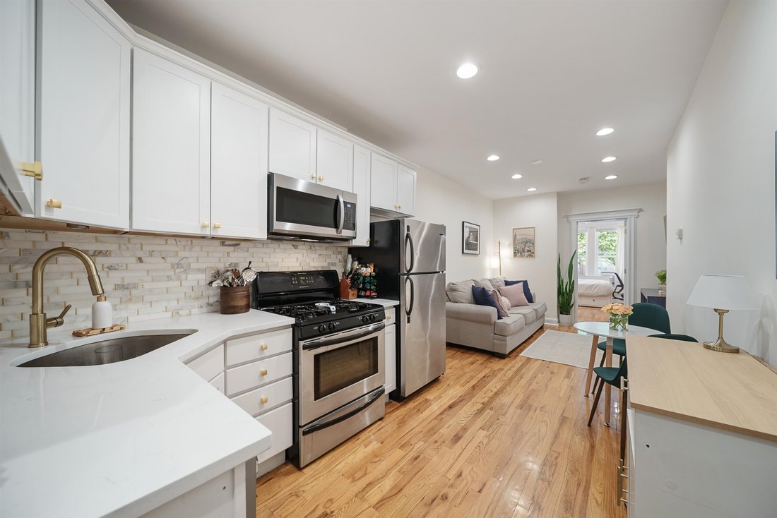 Condo in Jersey City, New Jersey, United States 2 - 18190979