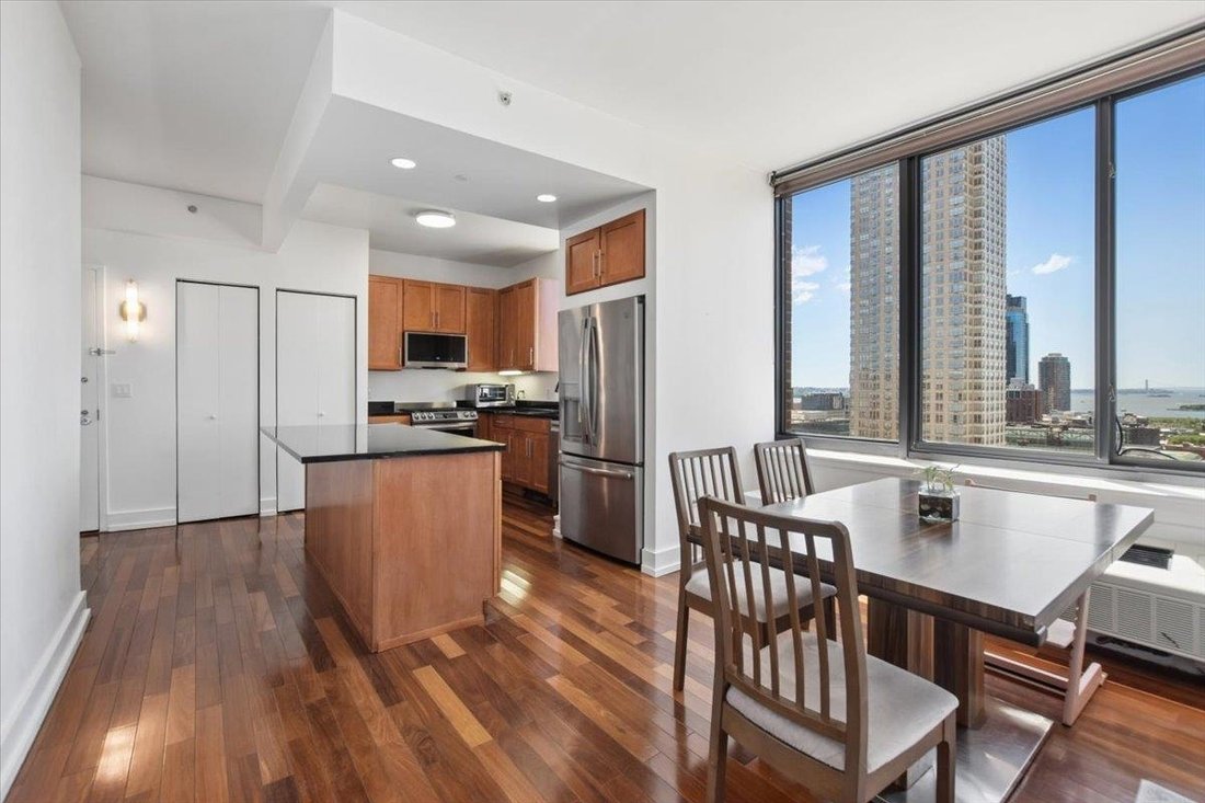 Condo in Jersey City, New Jersey, United States 5 - 18188389