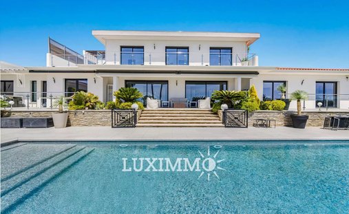 Villa in Mouans-Sartoux, Provence-Alpes-Côte d'Azur, France 1