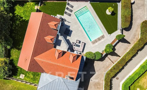 House in Vieux Village, Fontaine-les-Dijon, France 1