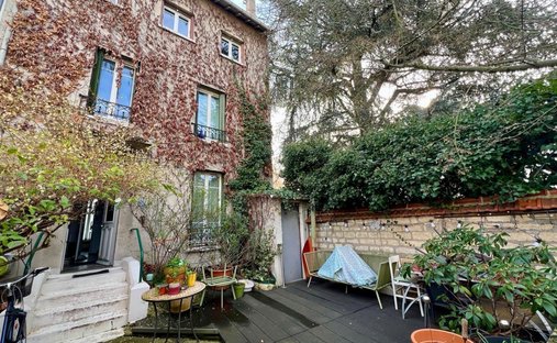 Maison à Centre Ville, Houilles, France 1