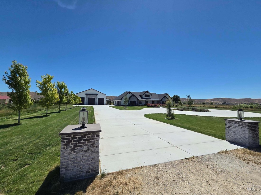 House in Emmett, Idaho, United States 2 - 18193935