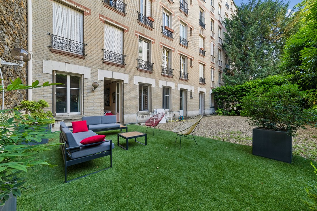 Apartment in Auteuil Nord, Paris 16e Arrondissement, Paris 2 - 18189999