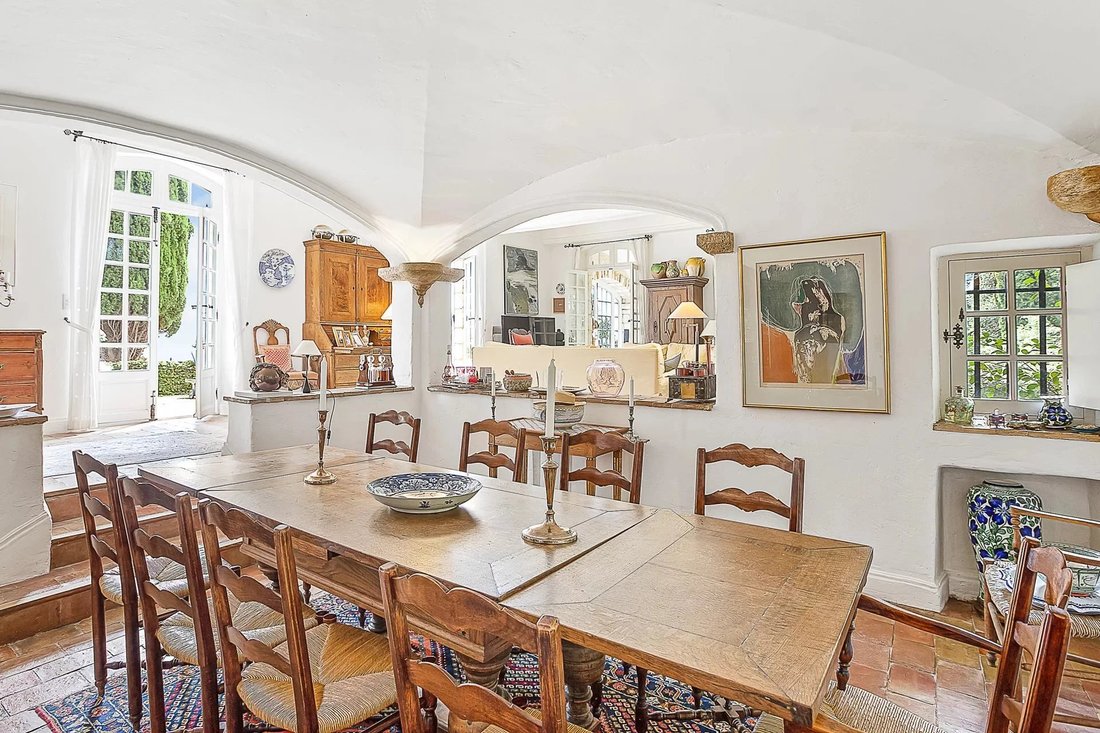 Estate in Tourrettes-sur-Loup, Provence-Alpes-Côte d'Azur, France 5 - 18190280