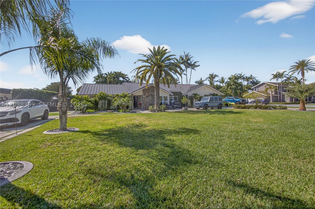 House in Miami, Florida, United States 1 - 18193489