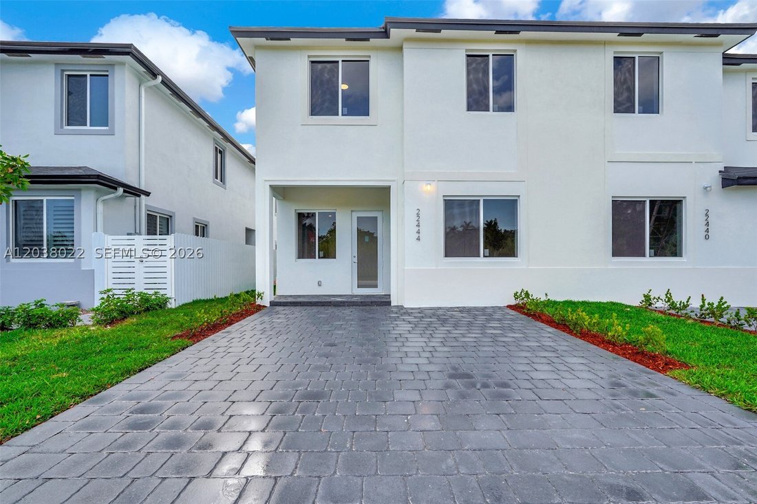 Miami, Florida, United States 1 - 18193516