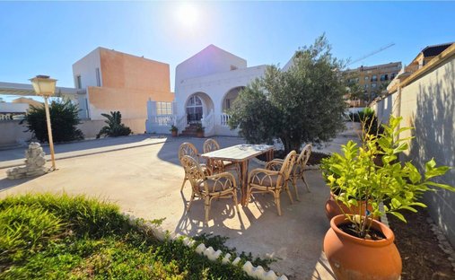 Villa in Roquetas de Mar, Andalusien, Spanien 1