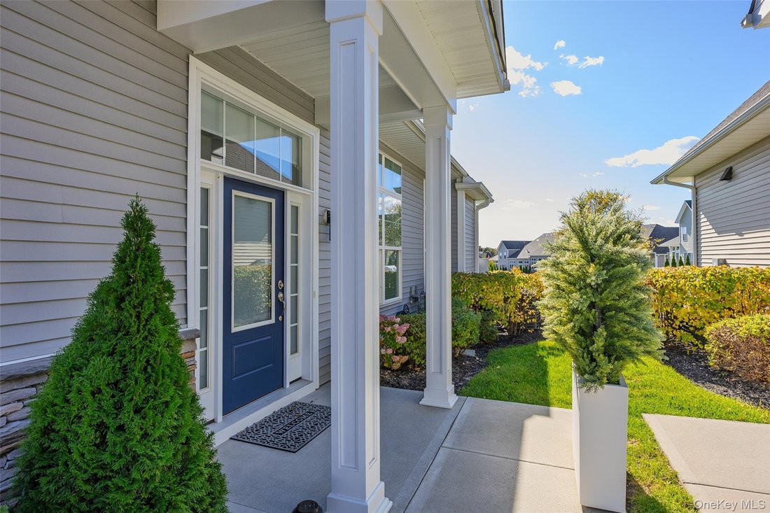 Condo in Yaphank, New York, United States 4 - 18191164