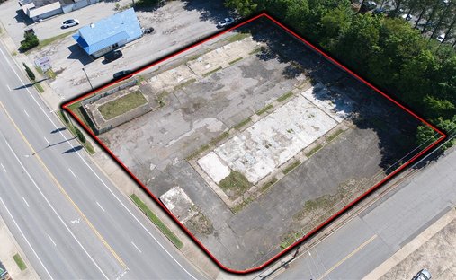 Land in Springfield, Tennessee, United States 1