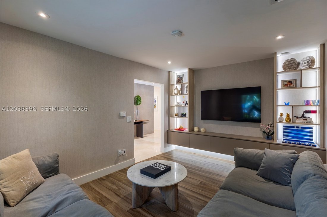 House in North Miami Beach, Florida, United States 5 - 18193525
